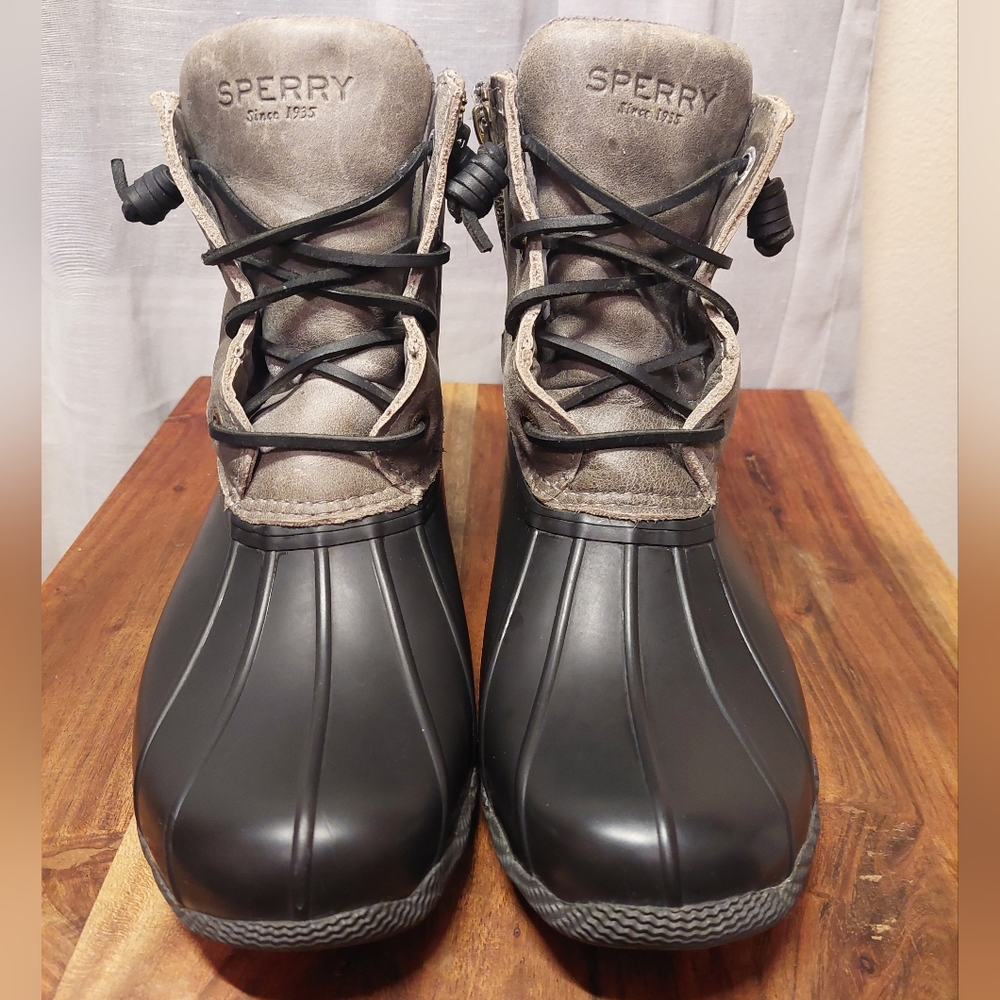 Sperry Gray Leather Duck Boots Women’s Size 8 Shoes Rubber Rain Waterproof